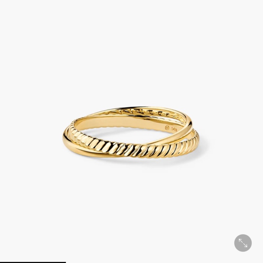 EUC - Mejuri Duo Ring, size 6 (14k)